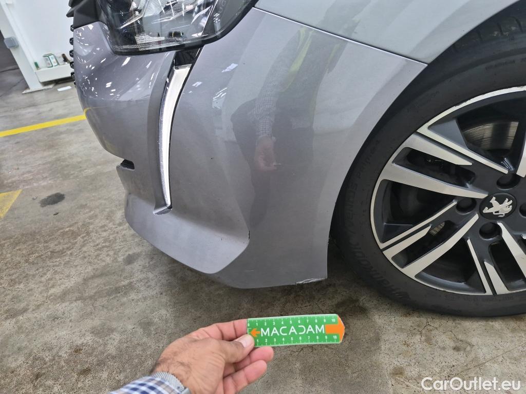  Peugeot  208  Allure Pack 1.2 PureTech 100CV BVA8 E6d #1