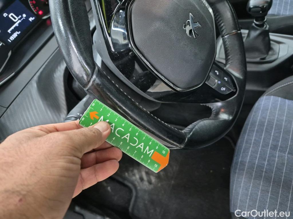  Peugeot  208  Premium 1.5 HDi 100CV BVM6 E6d #81