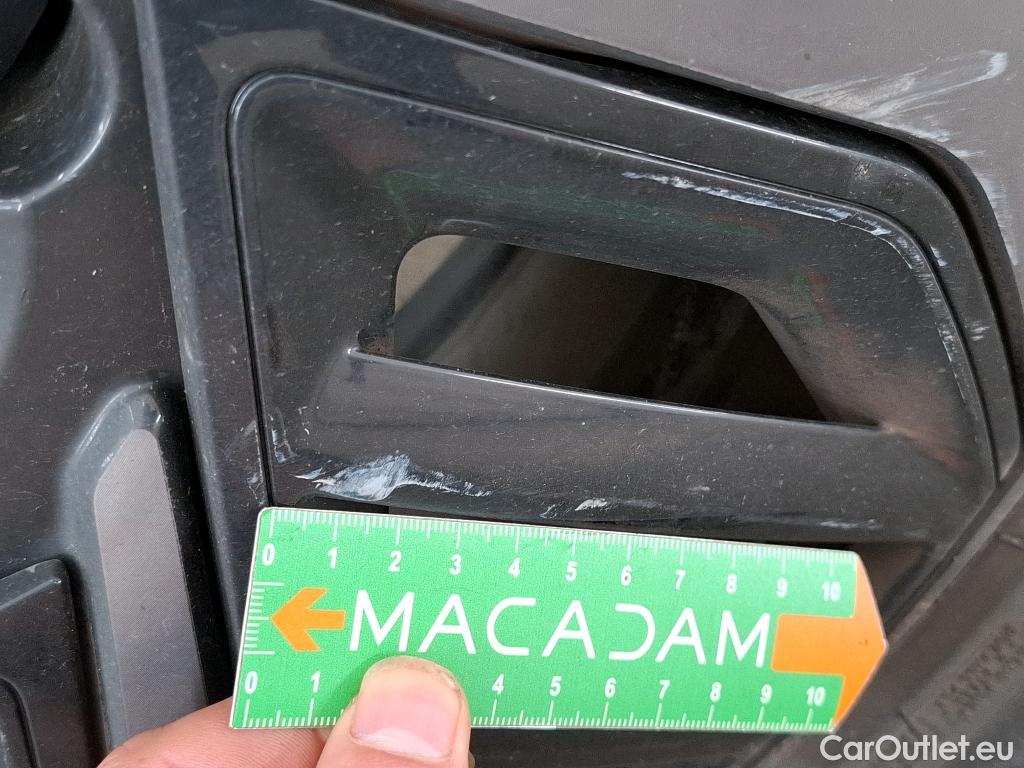  Citroen  C4  Berline Shine Pack 1.5 BlueHDI 130CV BVA8 E6d #18