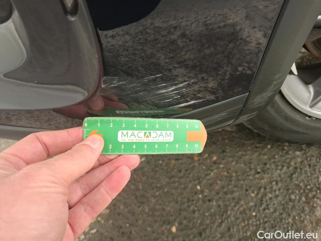  DS  DS7 DS DS 7 Crossback / 2017 / 5P / SUV E-TENSE 4x4 300 RIVOLI #8