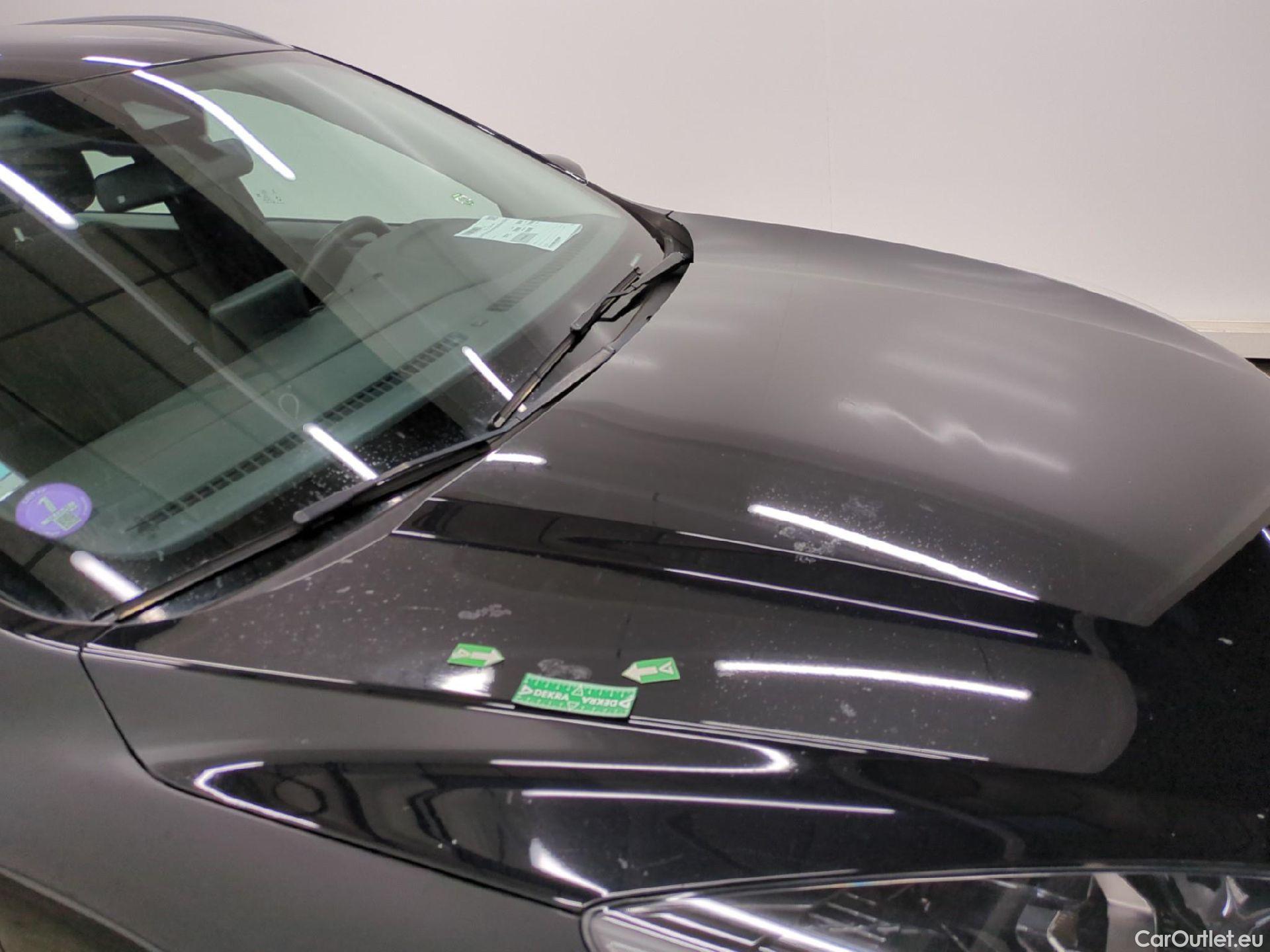  Ford  Kuga FORD  / 2019 / 5P / SUV 2.5 Dur 225 hybrid PHEV Pshift Titanium #11