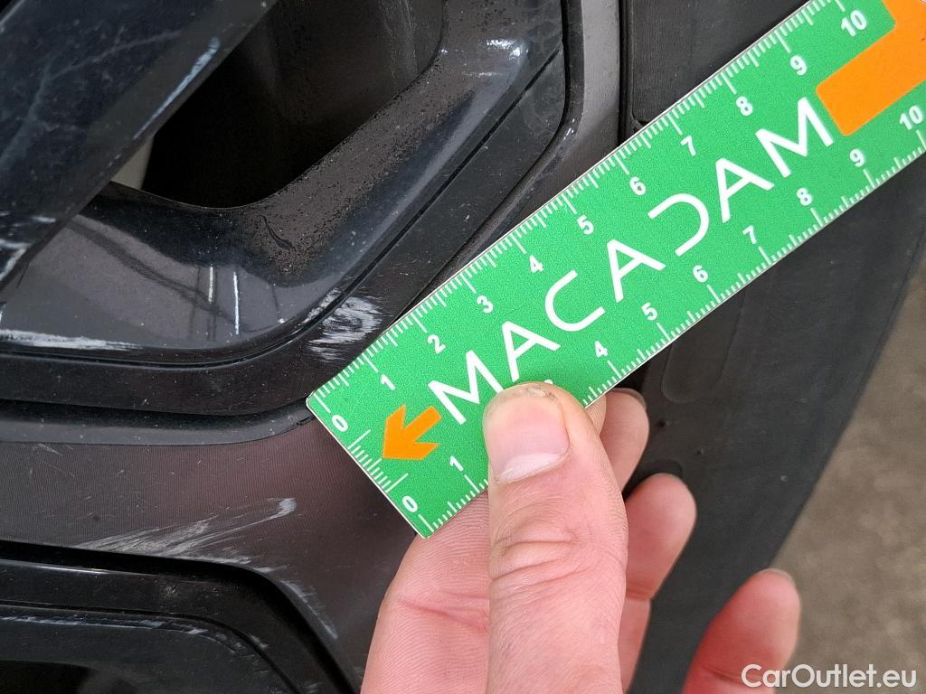  Citroen  C4  Berline Shine Pack 1.5 BlueHDI 130CV BVA8 E6d #17