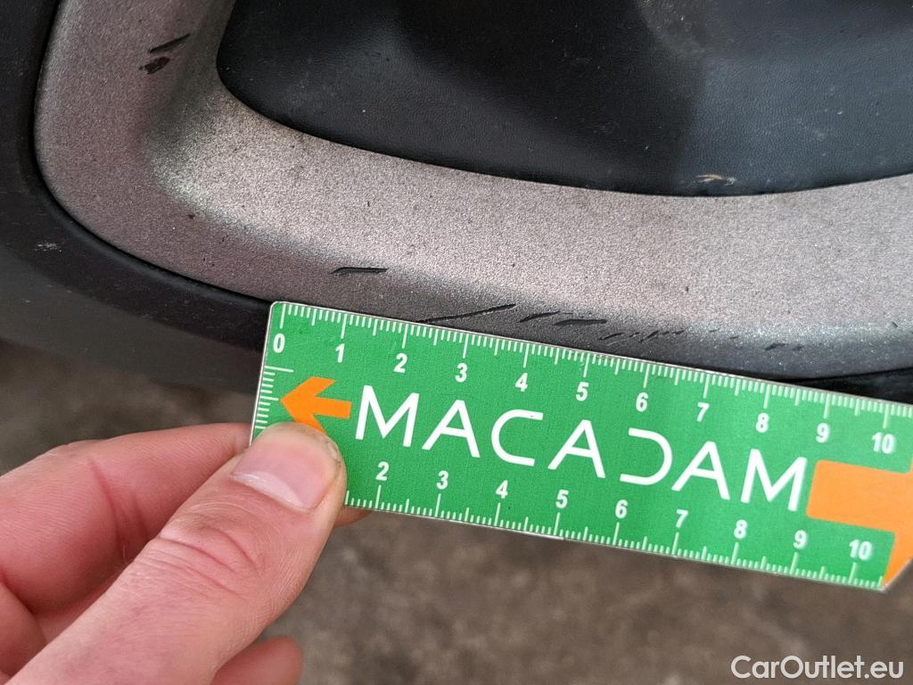  Citroen  C4  Berline Shine Pack 1.5 BlueHDI 130CV BVA8 E6d #32