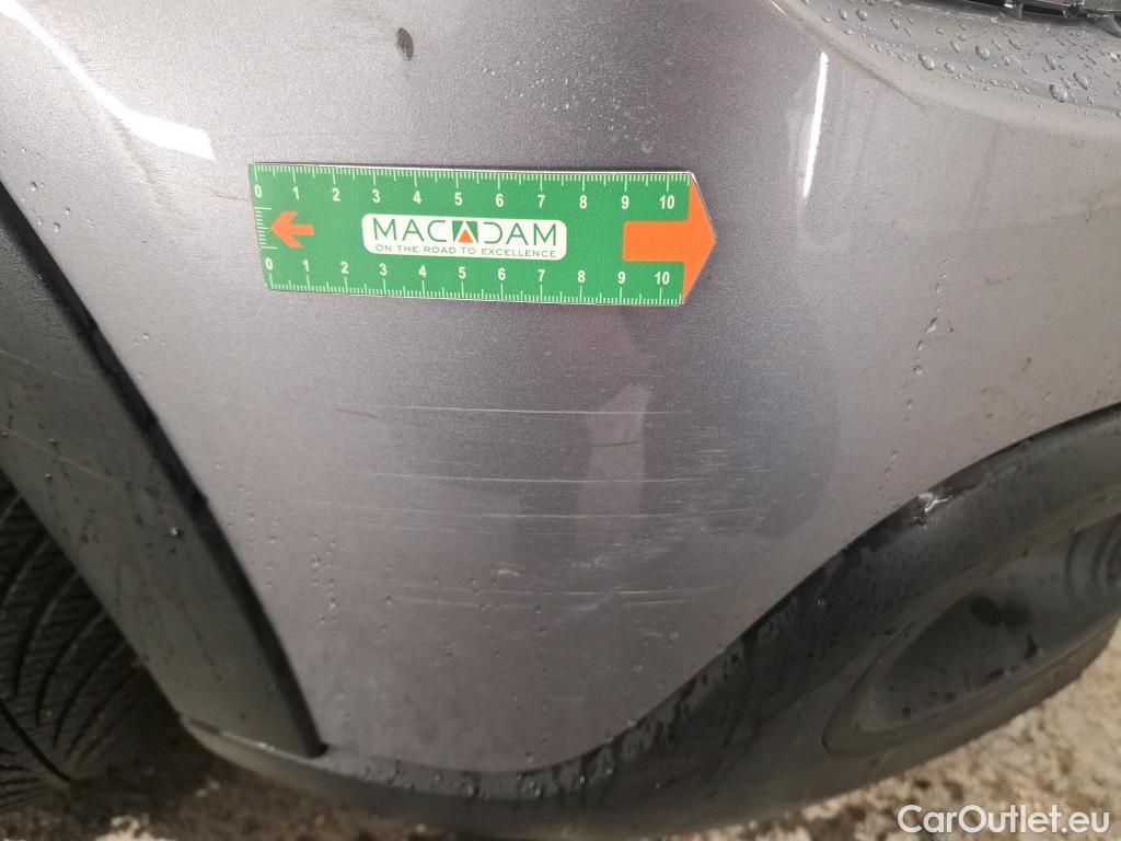  Citroen  C3  Shine Business 1.2 PureTech 80CV BVM5 E6 #9