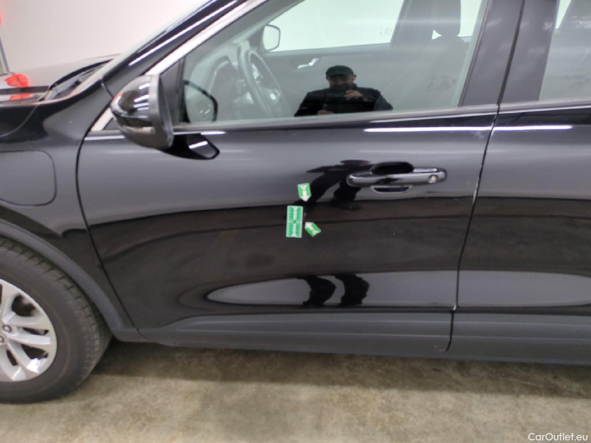  Ford  Kuga FORD  / 2019 / 5P / SUV 2.5 Dur 225 hybrid PHEV Pshift Titanium #13