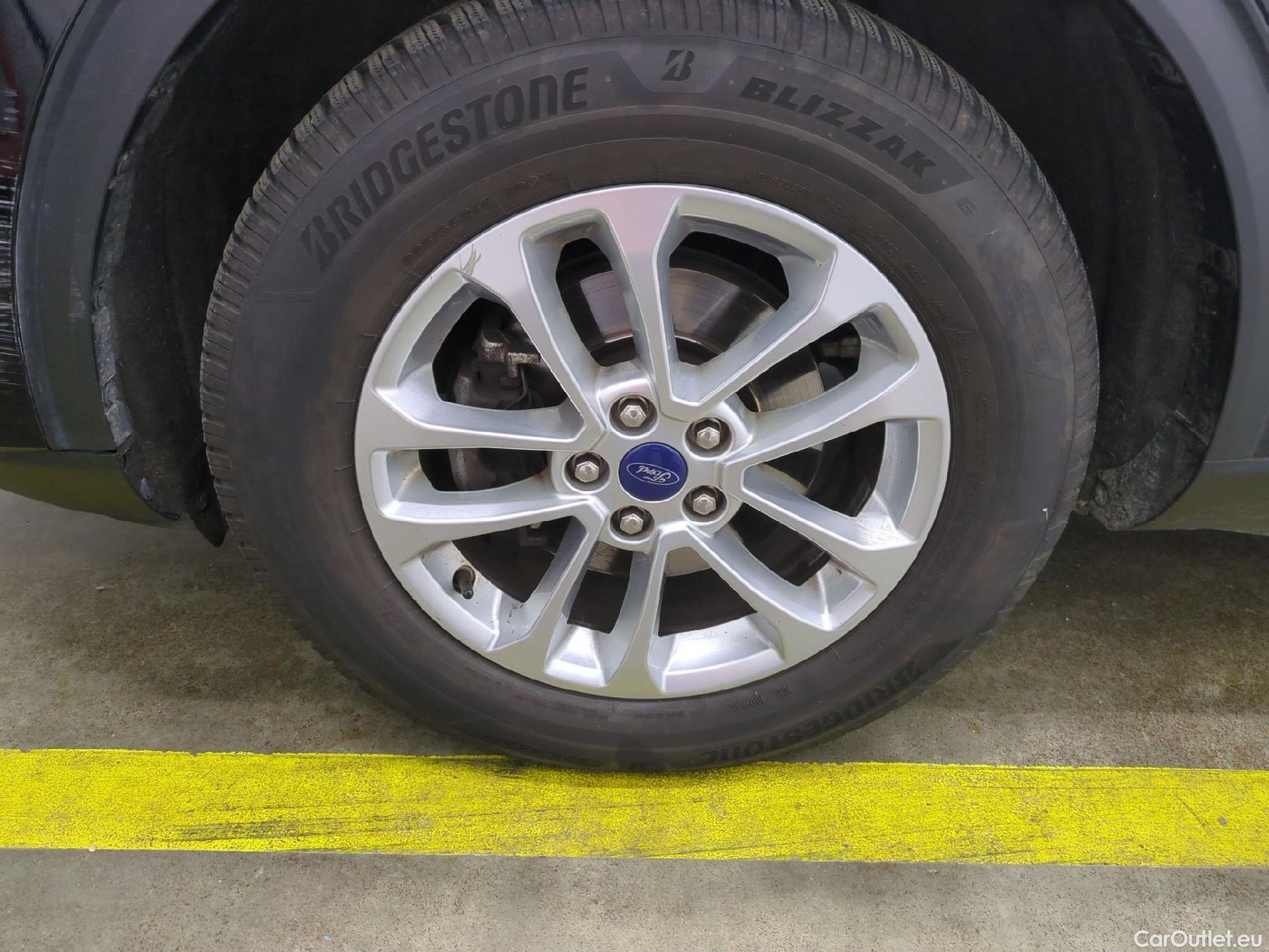  Ford  Kuga  Titanium Hybrid 2.5 190CV BVA6 E6dT #2