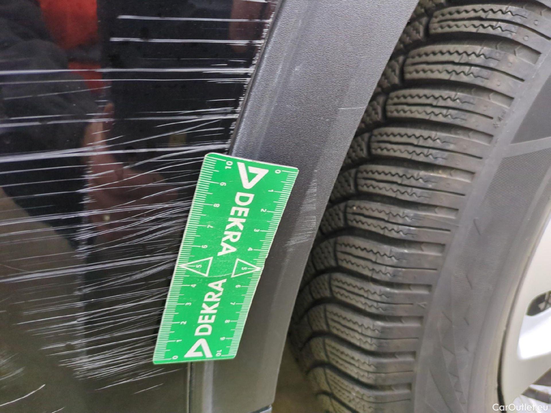  Ford  Kuga  Titanium Hybrid 2.5 190CV BVA6 E6dT #27