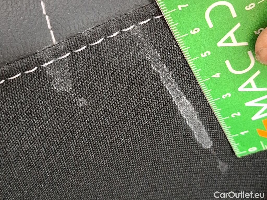  Citroen  C4  Berline Shine Pack 1.5 BlueHDI 130CV BVA8 E6d #24