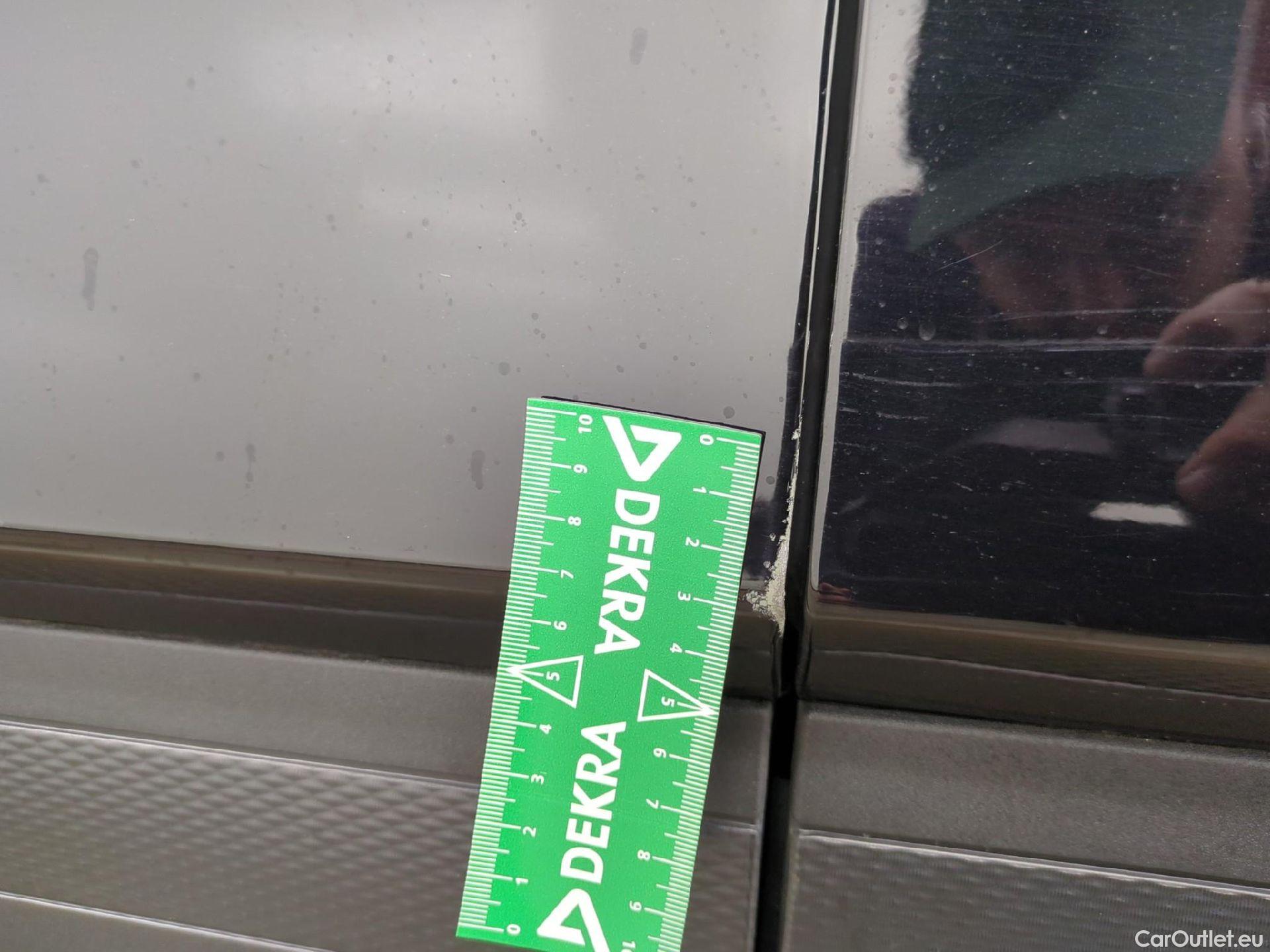  Ford  Kuga FORD  / 2019 / 5P / SUV 2.5 Dur 225 hybrid PHEV Pshift Titanium #16