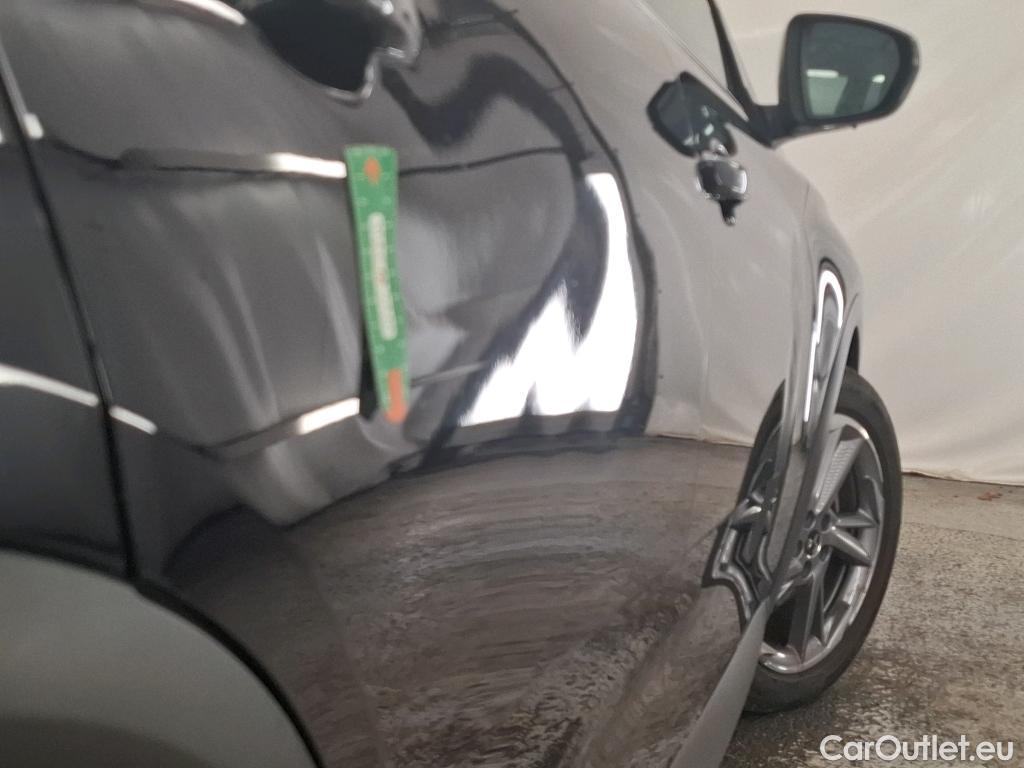  DS  DS7 DS DS 7 Crossback / 2017 / 5P / SUV E-TENSE 4x4 300 RIVOLI #4