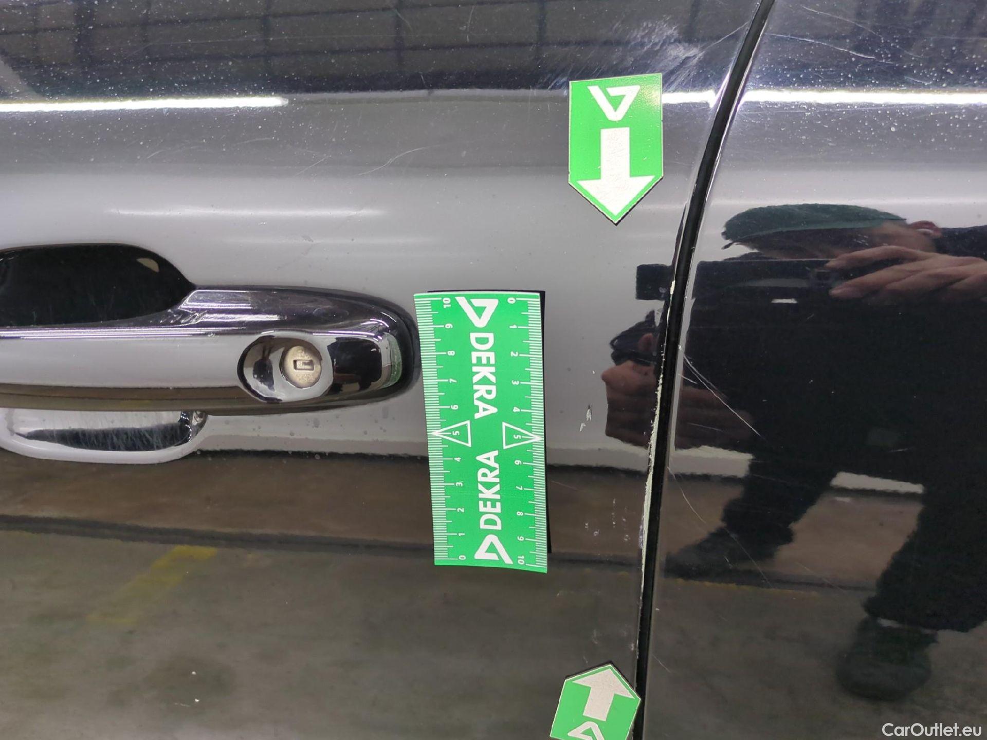  Ford  Kuga FORD  / 2019 / 5P / SUV 2.5 Dur 225 hybrid PHEV Pshift Titanium #15