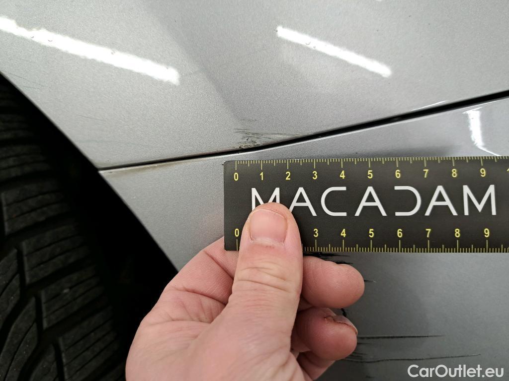  Hyundai  i30  cw Business 1.6 CRDi 115CV BVM6 E6d #36