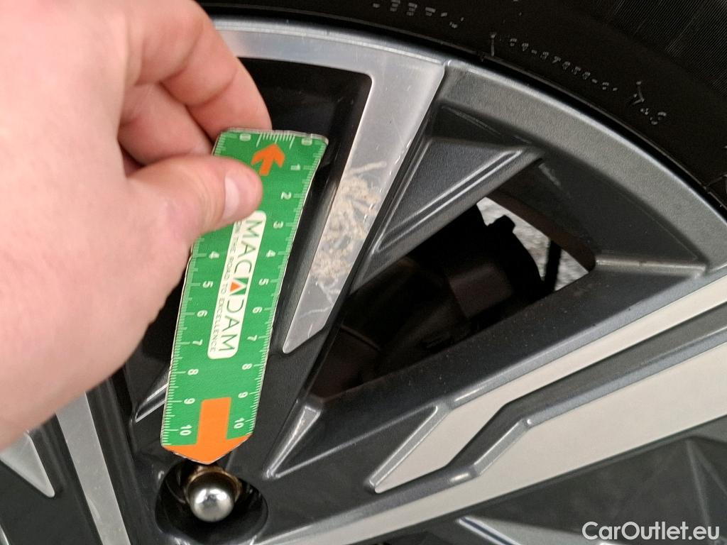  Hyundai  Tucson  Business Mild-Hybrid 2WD 1.6 CRDI 135CV BVA7 E6d #27