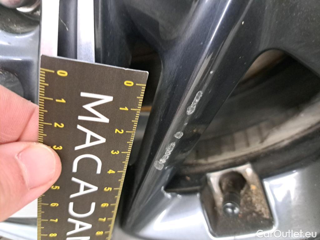  Hyundai  i30  cw Business 1.6 CRDi 115CV BVM6 E6d #9