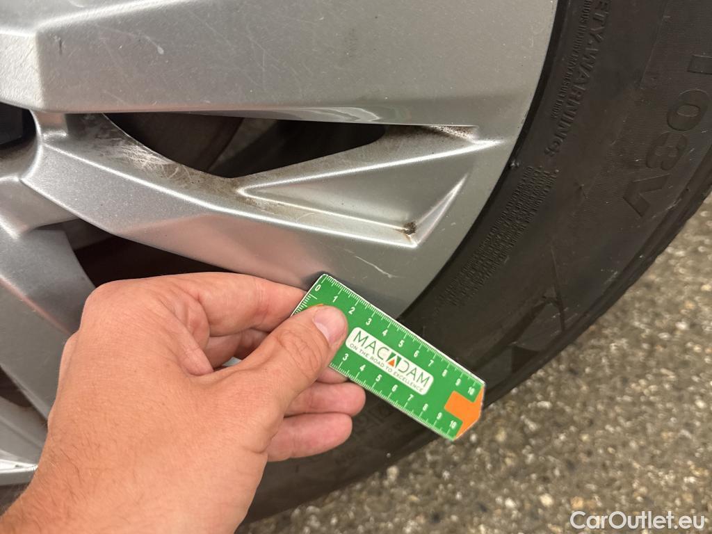  Peugeot  3008  II Active Pack 1.5 HDi 130CV BVA8 E6d #7