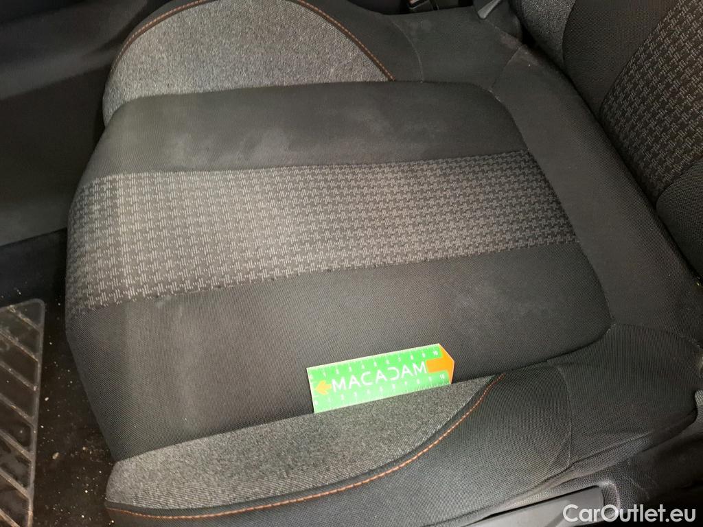  Peugeot  3008  Active Business 1.5 HDi 130CV BVM6 E6dT #12