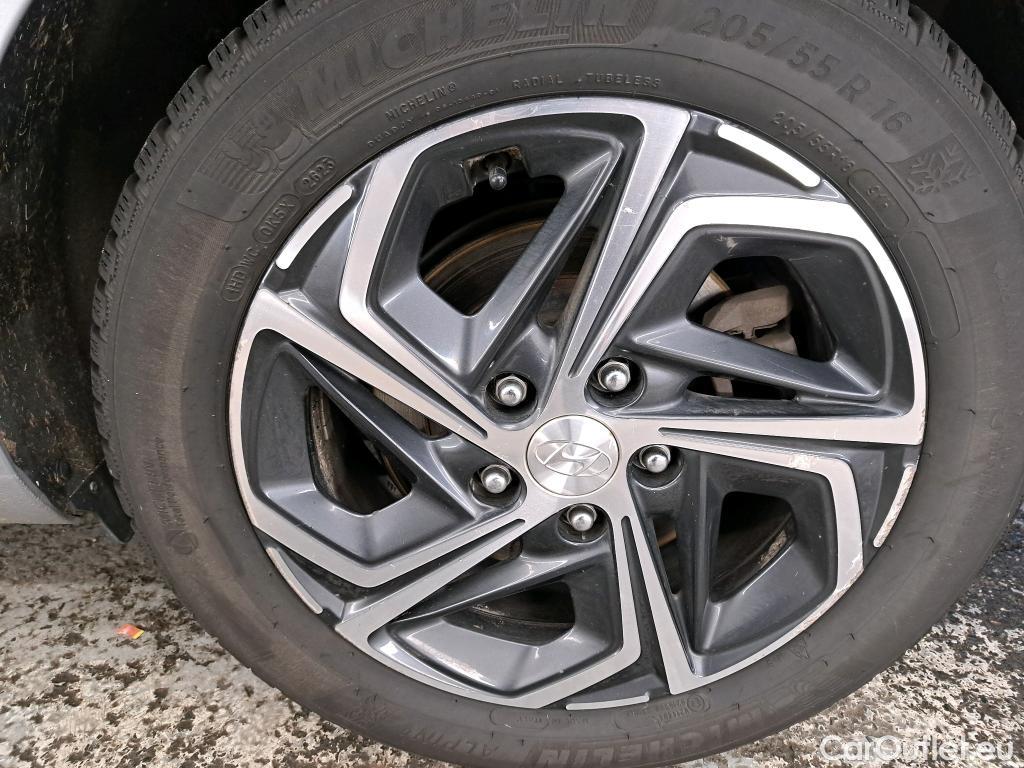  Hyundai  i30  cw Business 1.6 CRDi 115CV BVM6 E6d #5