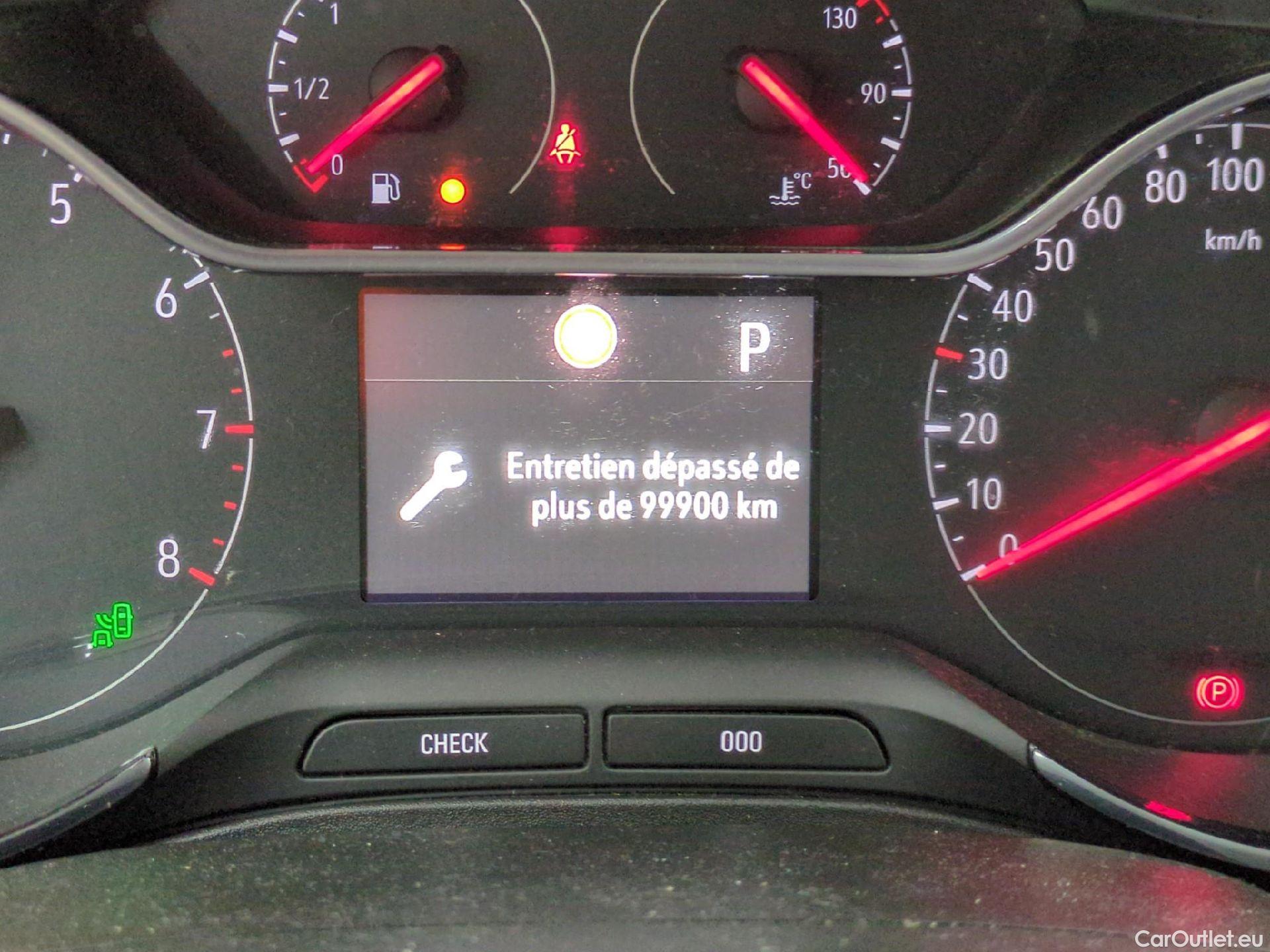  Opel   Grandland X Grandland X Elegance Business 1.5 130CV BVA8 E6d #2