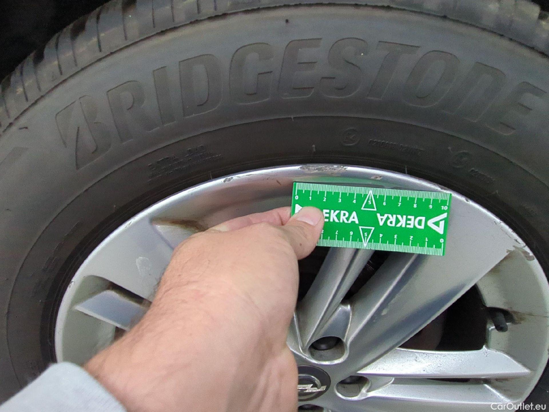  Opel   Grandland X Grandland X Elegance Business 1.5 130CV BVA8 E6d #12