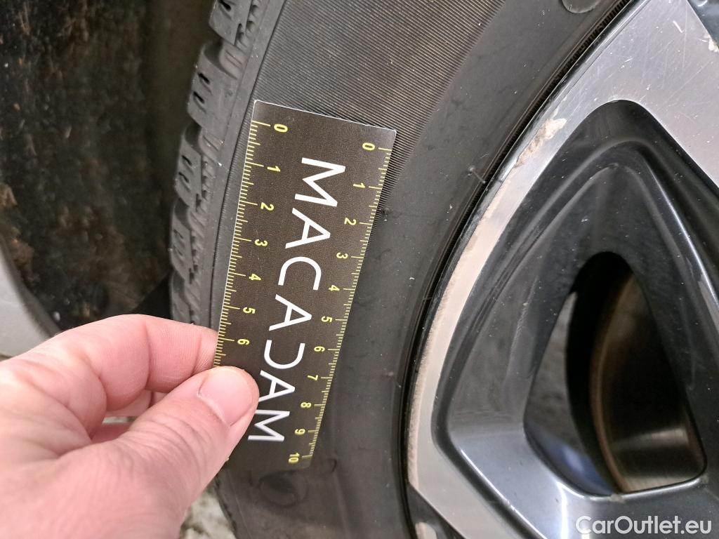  Hyundai  i30  cw Business 1.6 CRDi 115CV BVM6 E6d #3