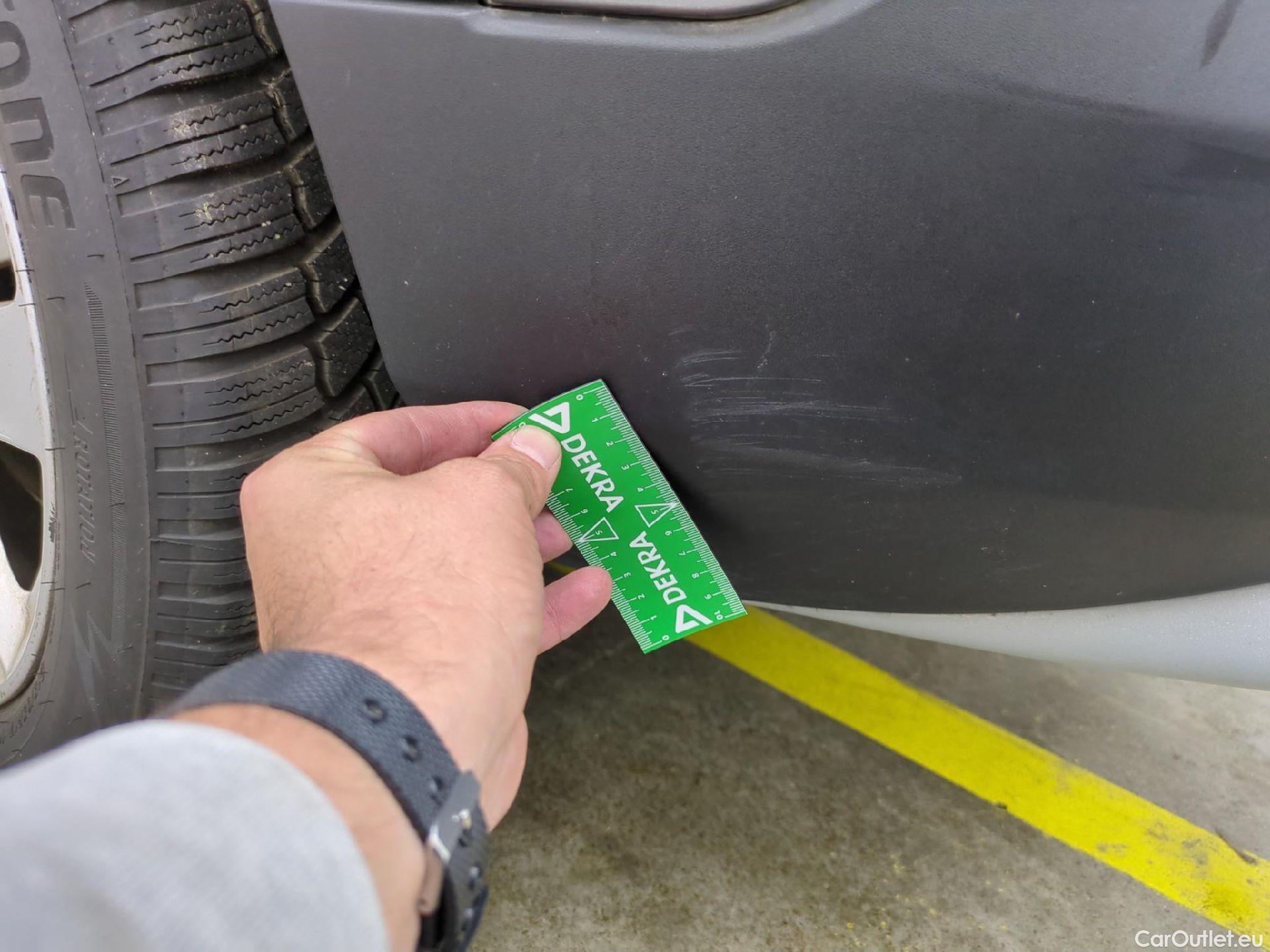  Opel   Grandland X Grandland X Elegance Business 1.5 130CV BVA8 E6d #33