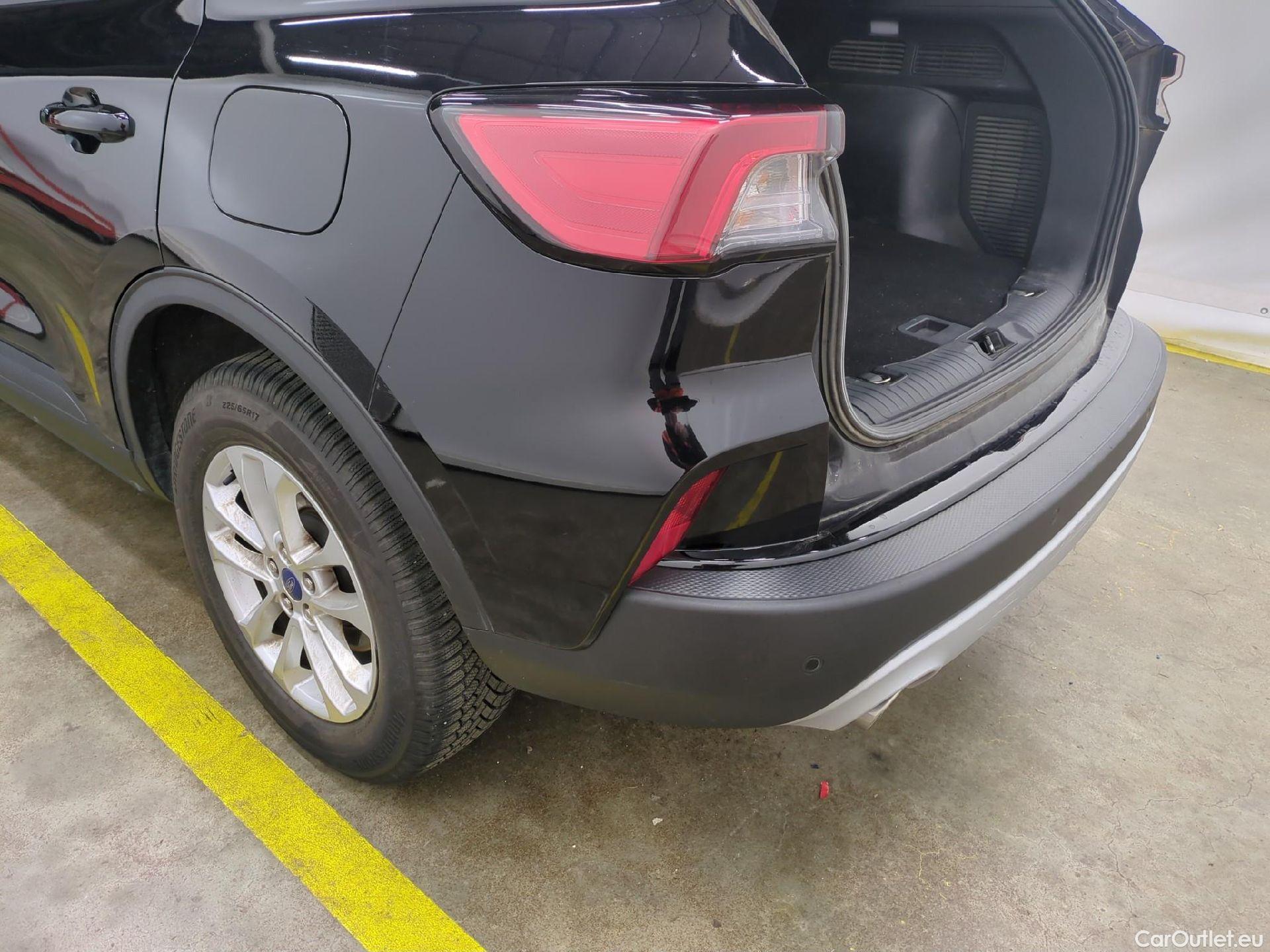  Ford  Kuga  Titanium Hybrid 2.5 190CV BVA6 E6dT #48