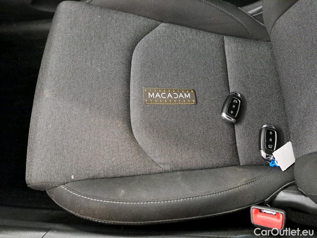  Hyundai  i30  cw Business 1.6 CRDi 115CV BVM6 E6d #33