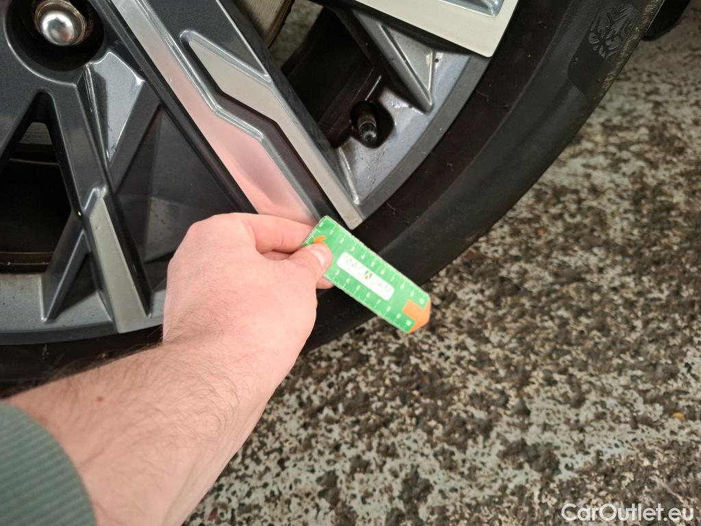  Hyundai  Tucson  Business Mild-Hybrid 2WD 1.6 CRDI 135CV BVA7 E6d #33