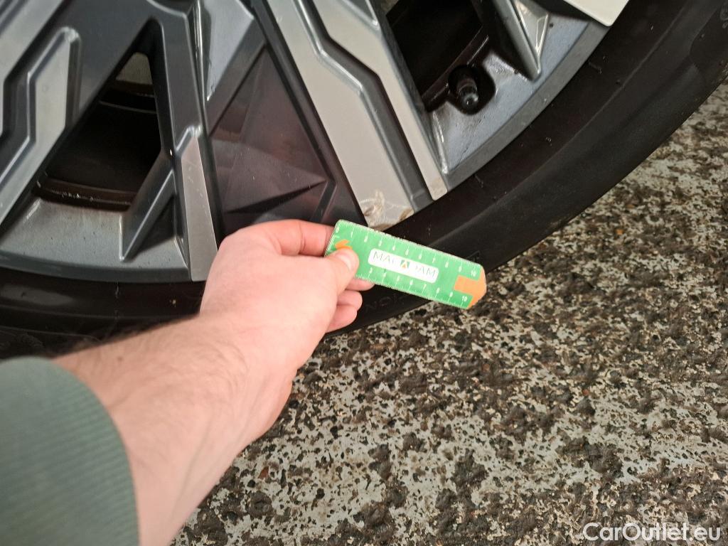  Hyundai  Tucson  Business Mild-Hybrid 2WD 1.6 CRDI 135CV BVA7 E6d #32