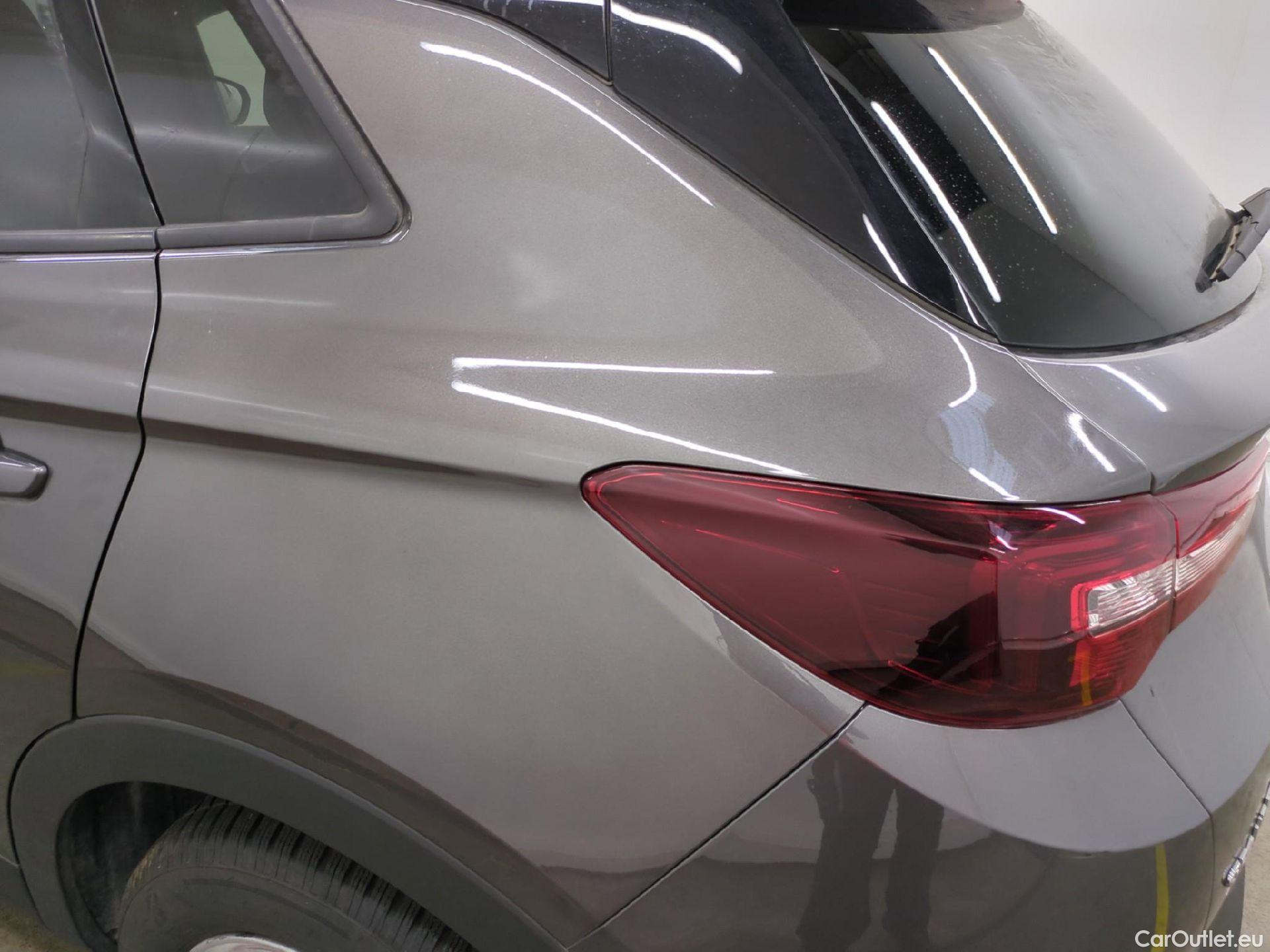  Opel   Grandland X Grandland X Elegance Business 1.5 130CV BVA8 E6d #25