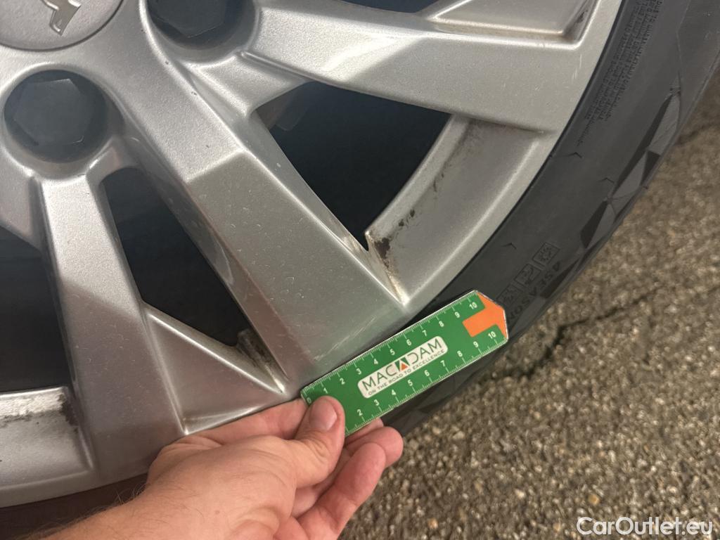  Peugeot  3008  II Active Pack 1.5 HDi 130CV BVA8 E6d #11