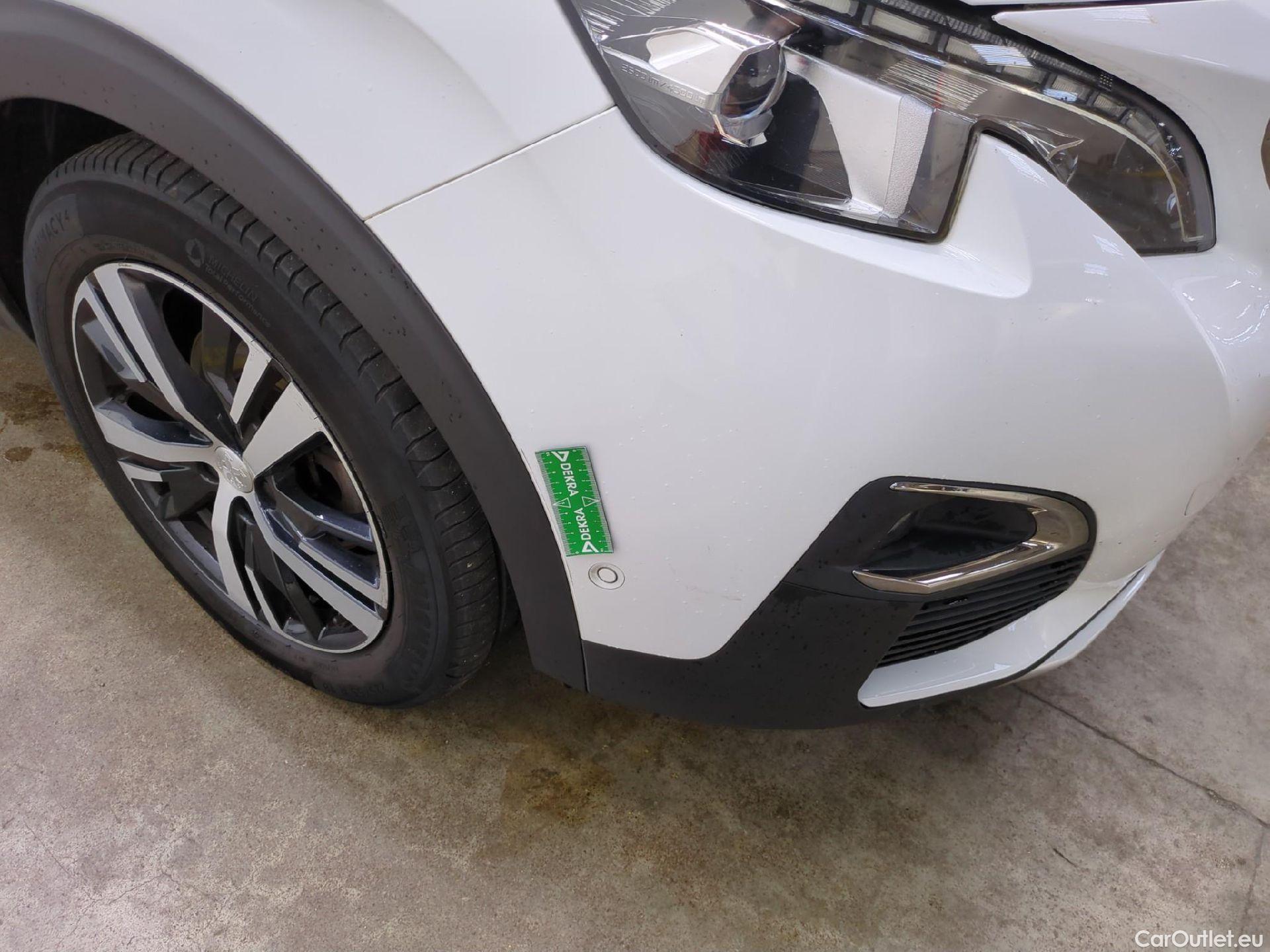  Peugeot  5008  GT Line 1.5 HDi 130CV BVM6 7 Sieges E6dT #35