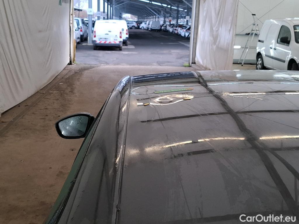  Peugeot  308 PEUGEOT  / 2017 / 5P / Berline BlueHDi 130 EAT8 S&S ACTIVE BUSINESS #10