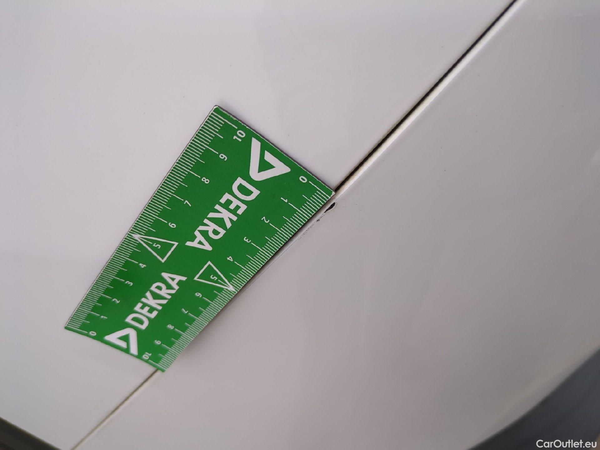  Peugeot  5008  GT Line 1.5 HDi 130CV BVM6 7 Sieges E6dT #54