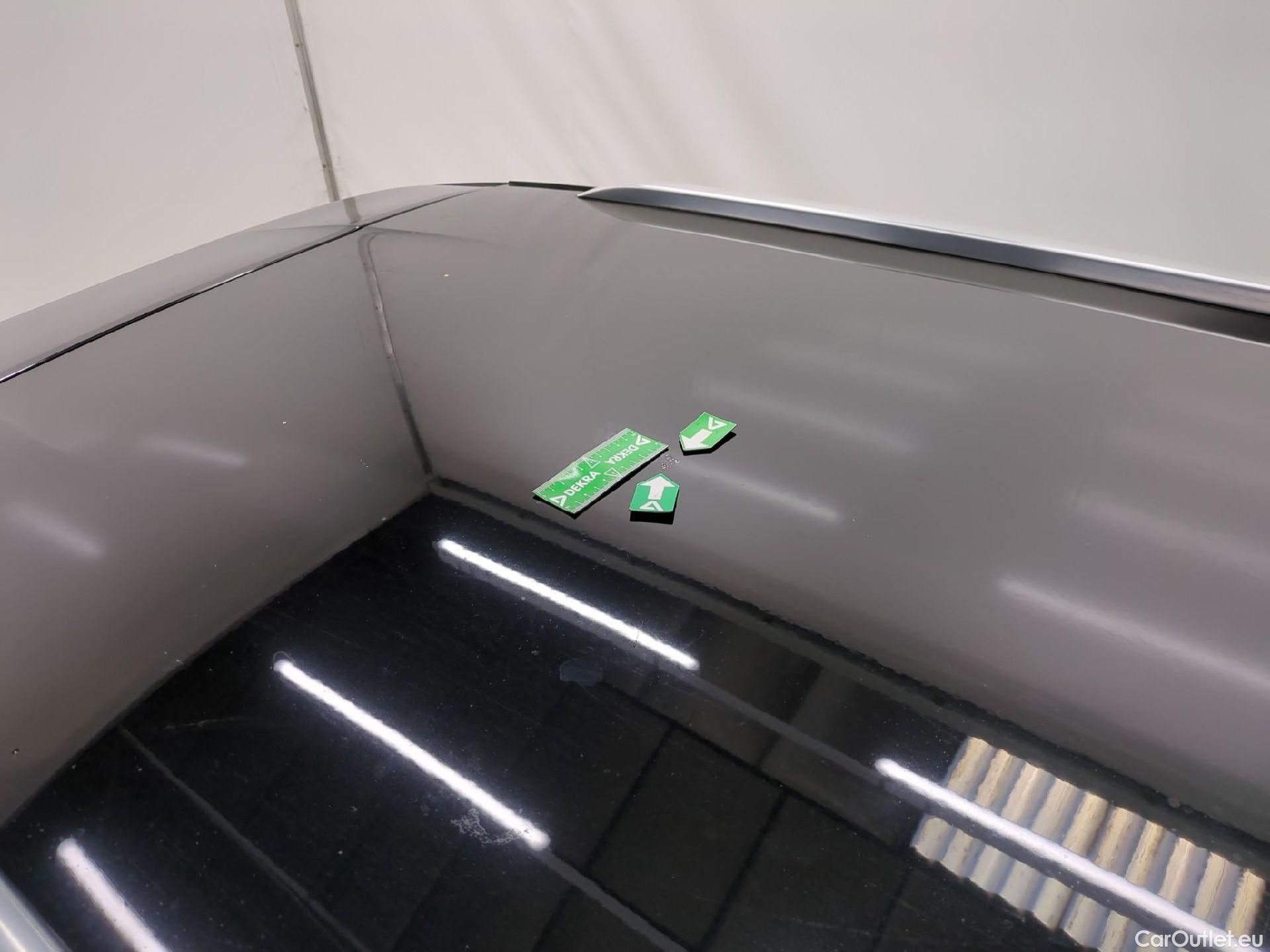  Peugeot  5008  GT Line 1.5 HDi 130CV BVM6 7 Sieges E6dT #51