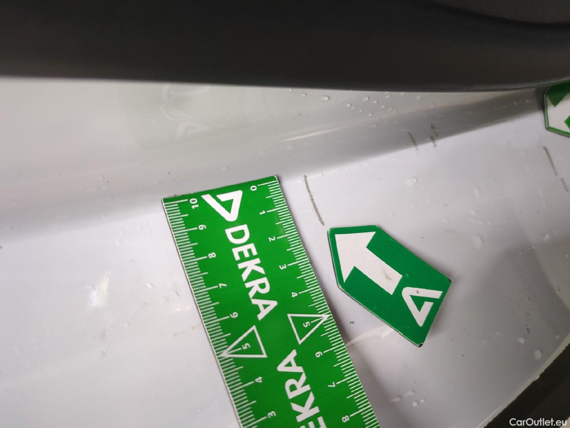  Peugeot  5008  GT Line 1.5 HDi 130CV BVM6 7 Sieges E6dT #30