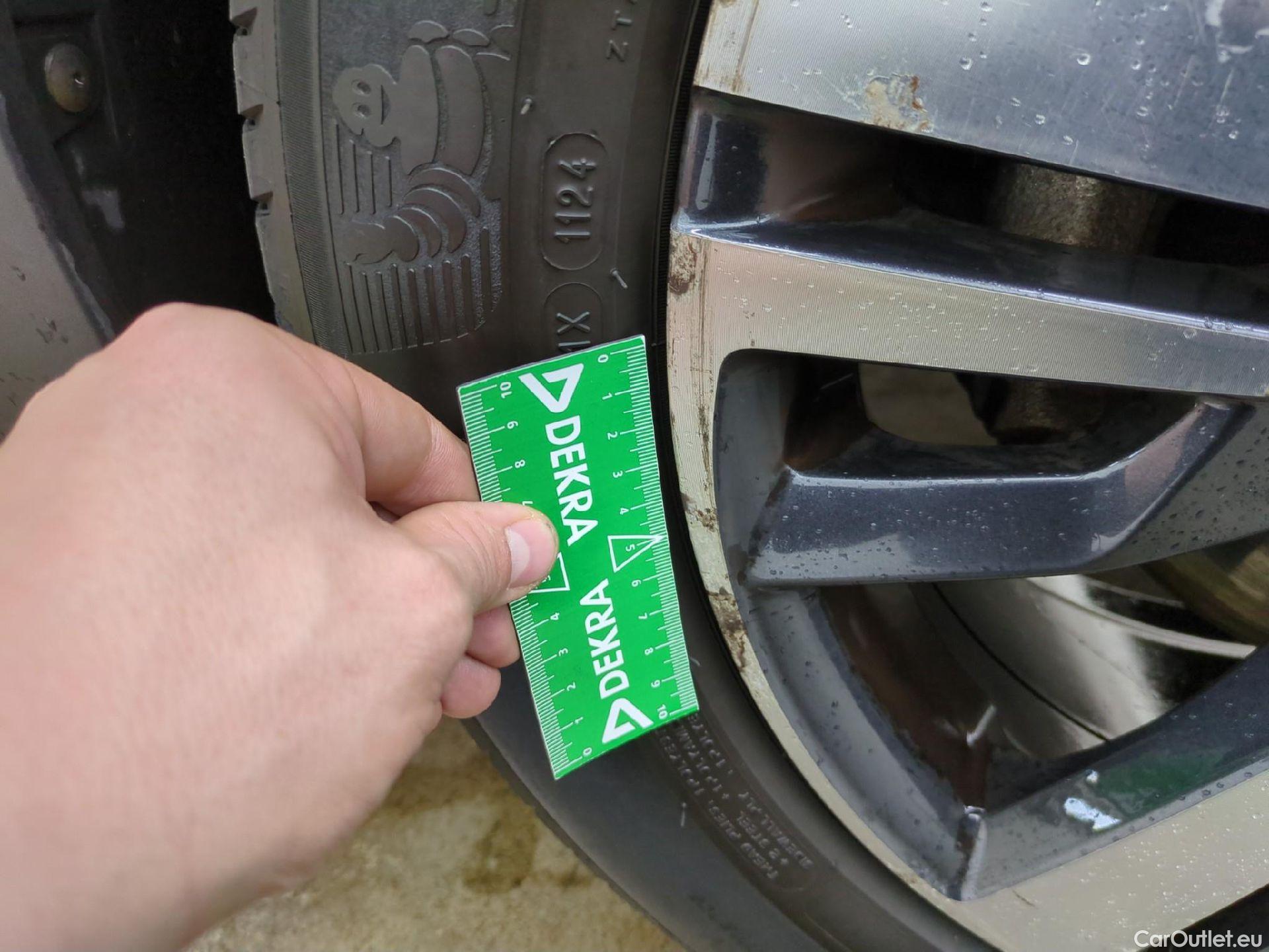  Peugeot  5008  GT Line 1.5 HDi 130CV BVM6 7 Sieges E6dT #20