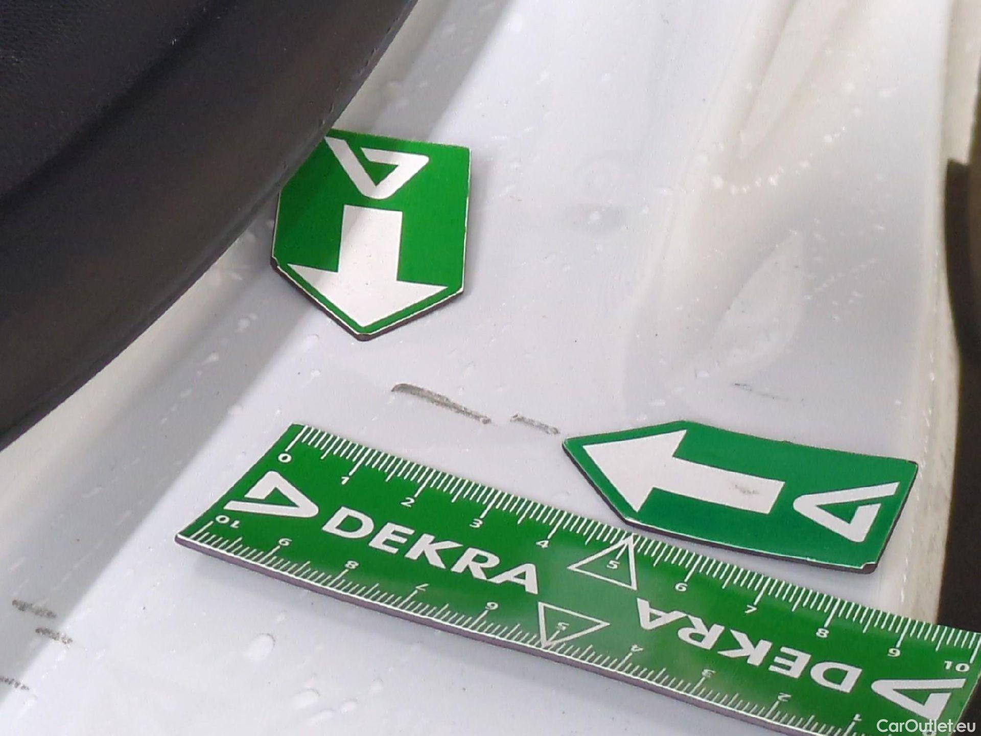  Peugeot  5008  GT Line 1.5 HDi 130CV BVM6 7 Sieges E6dT #26