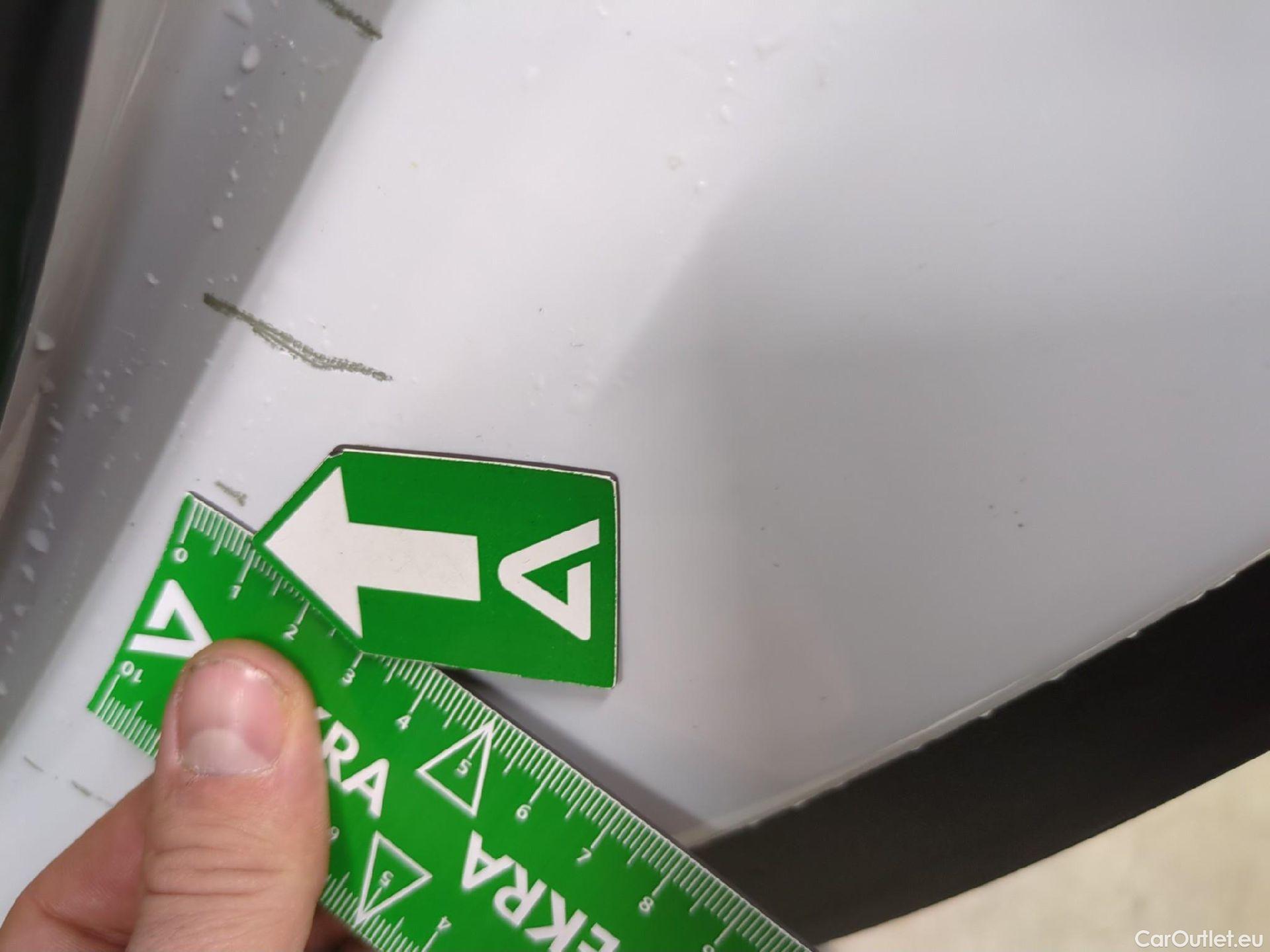  Peugeot  5008  GT Line 1.5 HDi 130CV BVM6 7 Sieges E6dT #9