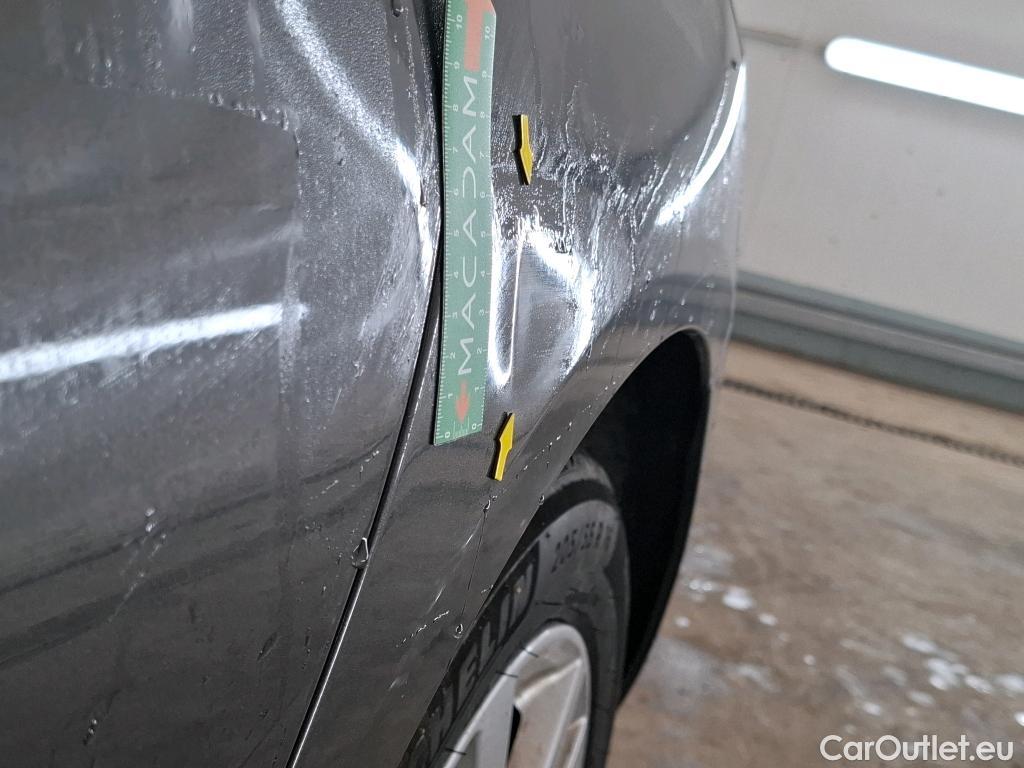  Peugeot  308 PEUGEOT  / 2017 / 5P / Berline BlueHDi 130 EAT8 S&S ACTIVE BUSINESS #12