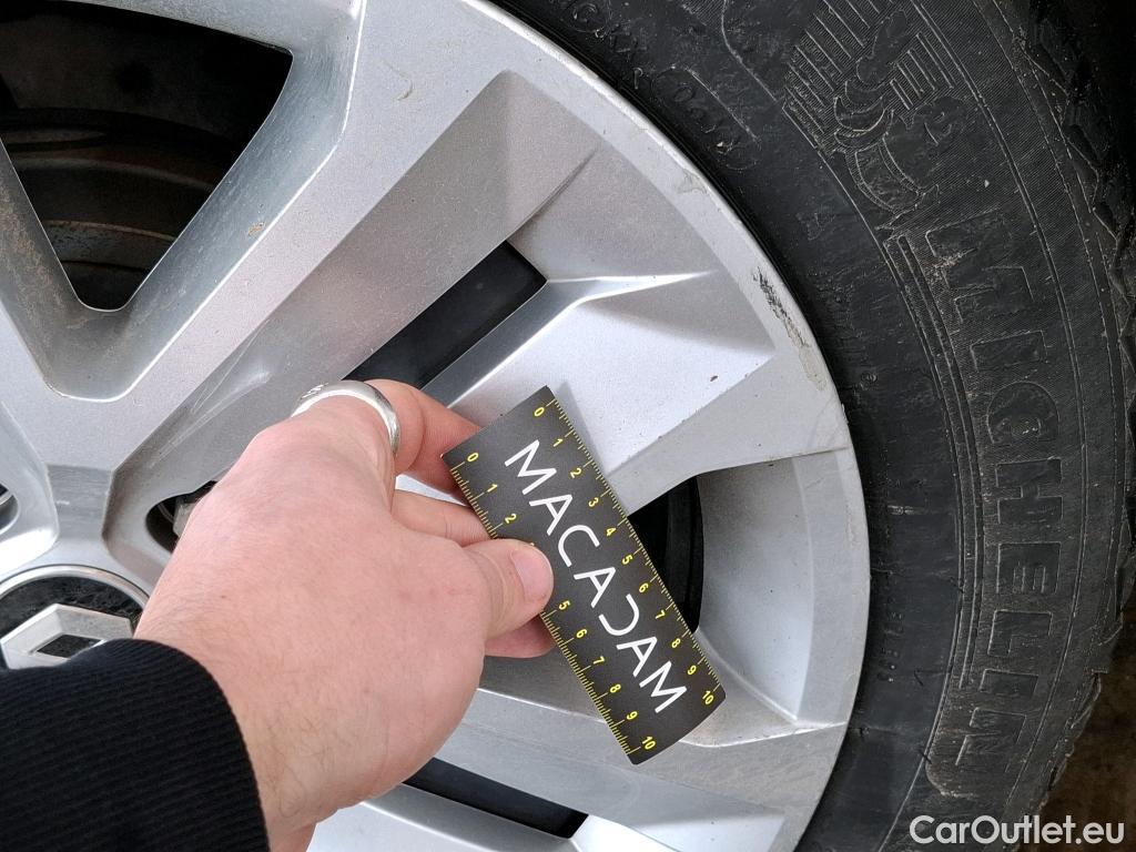  Renault  Captur  II Business 1.6 E-TECH Hybrid 145CV BVA6 E6d #19