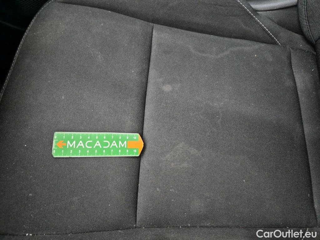  Renault  Captur  II Business 1.5 dCi 115CV BVA7 E6dT #17