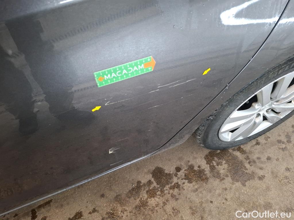  Peugeot  308 PEUGEOT  / 2017 / 5P / Berline BlueHDi 130 EAT8 S&S ACTIVE BUSINESS #18