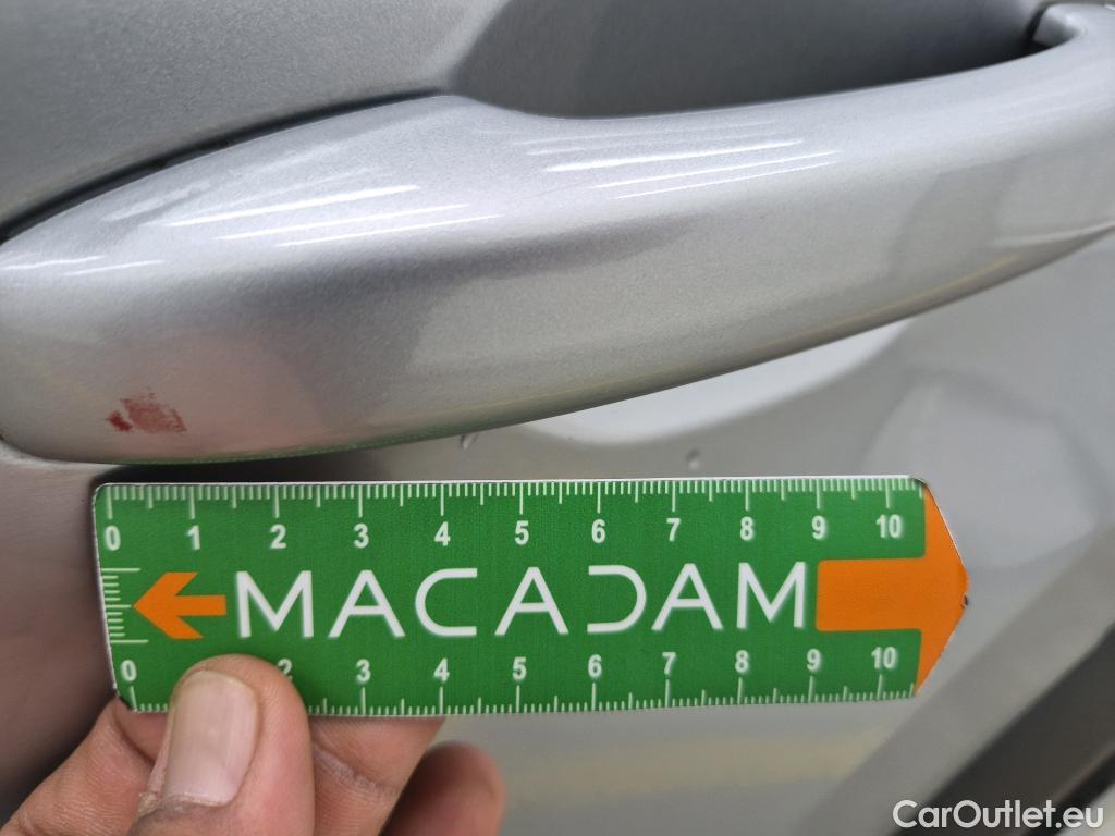  Renault  Captur  II Business 1.5 dCi 115CV BVA7 E6dT #33