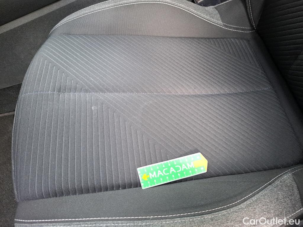  Peugeot  308 PEUGEOT  SW / 2021 / 5P / Break BlueHDi 130 EAT8 ACTIVE PACK #34