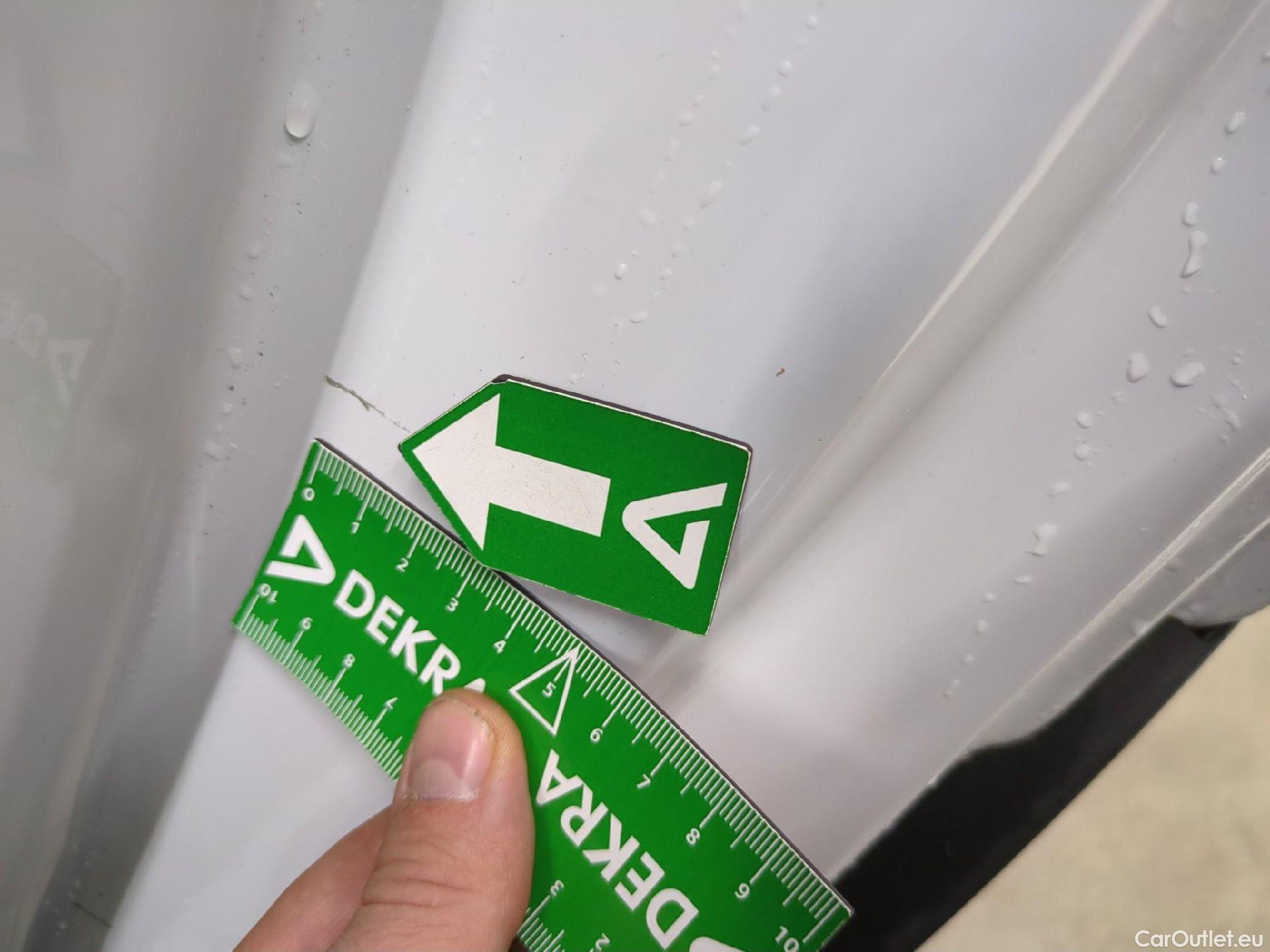  Peugeot  5008  GT Line 1.5 HDi 130CV BVM6 7 Sieges E6dT #7