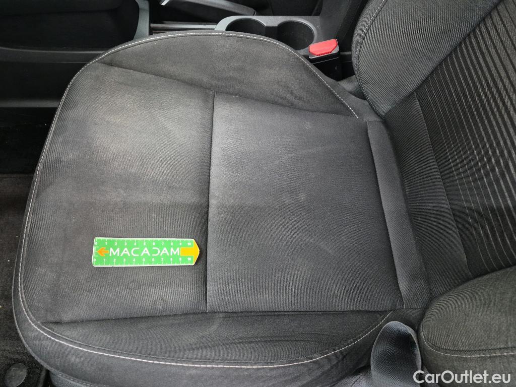  Renault  Captur  II Business 1.5 dCi 115CV BVA7 E6dT #22