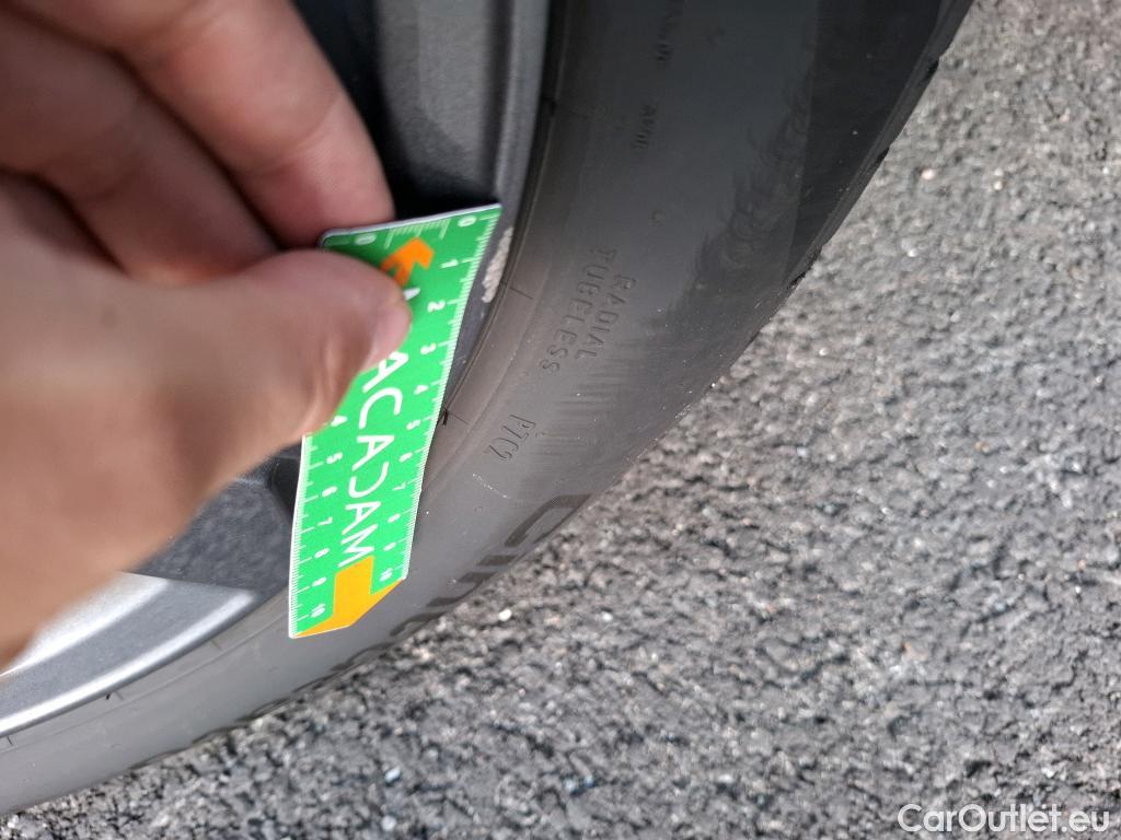  Peugeot  308 PEUGEOT  SW / 2021 / 5P / Break BlueHDi 130 EAT8 ACTIVE PACK #38