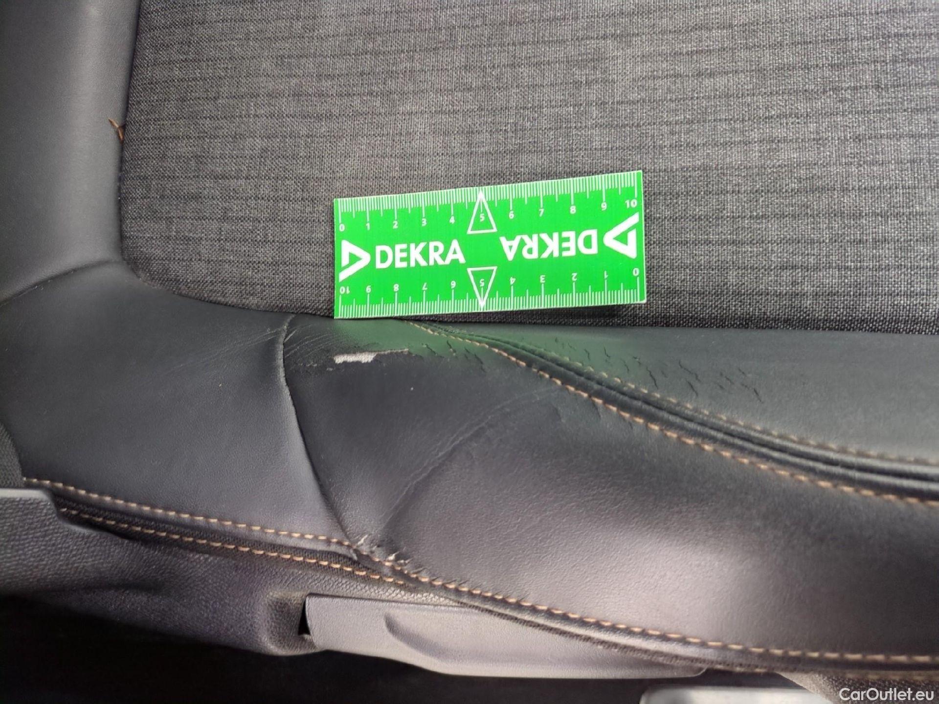  Peugeot  5008  GT Line 1.5 HDi 130CV BVM6 7 Sieges E6dT #1