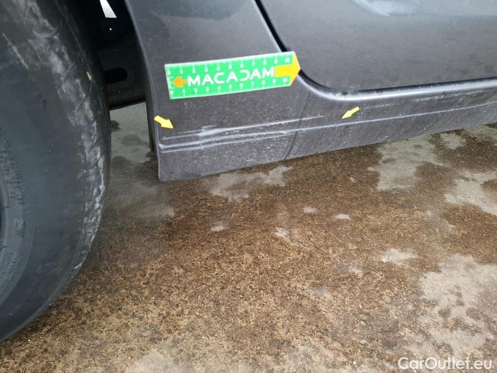  Peugeot  308 PEUGEOT  / 2017 / 5P / Berline BlueHDi 130 EAT8 S&S ACTIVE BUSINESS #14